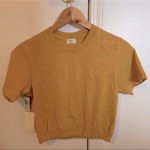 NEW Wilfred Piaf T-Shirt